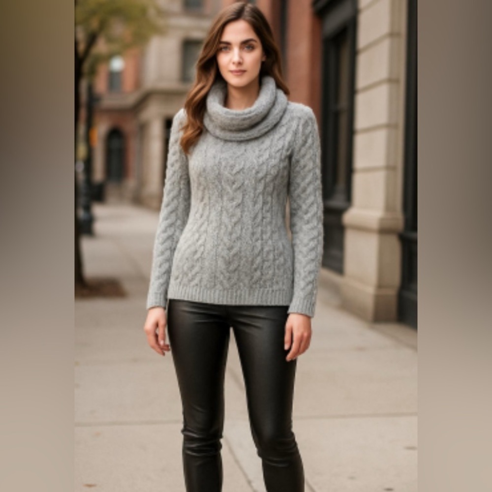 Aran Mor Merino Wool Ireland Cozy Gray Cable Knit Turtleneck Sweater Sz M